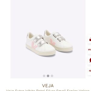 New in Box! Veja sneakers size 35 (US 4) retail price is $105